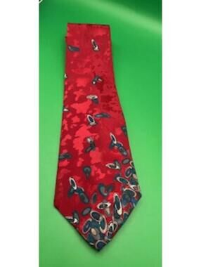 Vintage Mario Valentino Red Patterned Silk Tie